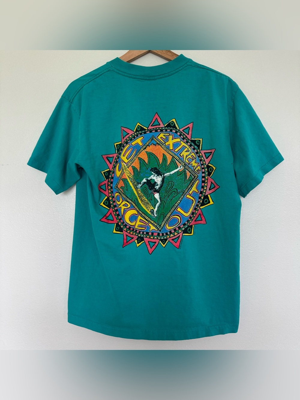 Vintage 90s Surf Gear T-Shirt Mens Medium Get Extreme Surfing Single Stitch USA - Picture 1 of 16